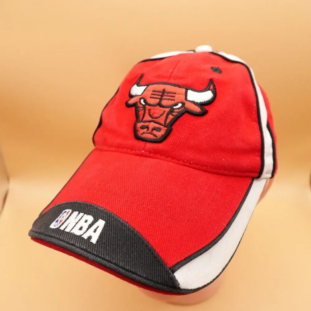Chicago Bulls Hat Cap Strap Back Red Black White One Size NBA Basketball